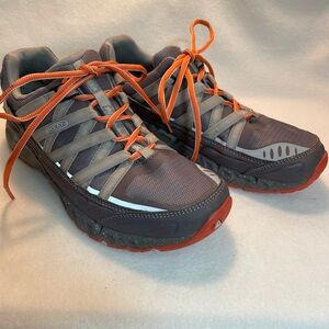 Keen Versatrail Hiking Shoe